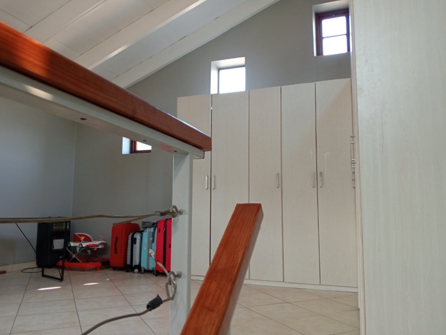 4 Bedroom Property for Sale in Waterval East North West
